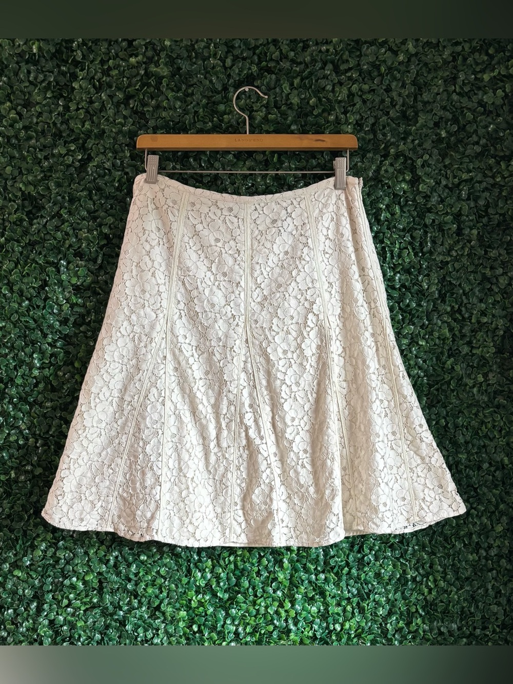 Sz 4 Ratio by Liz Claiborne Ivory Floral Lace A-Line Skirt